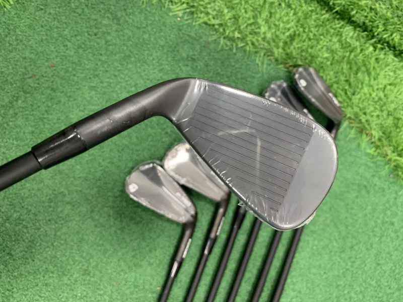 TAYLORMADE P790 IRON 4-PW BLACK 2021 - Image 9