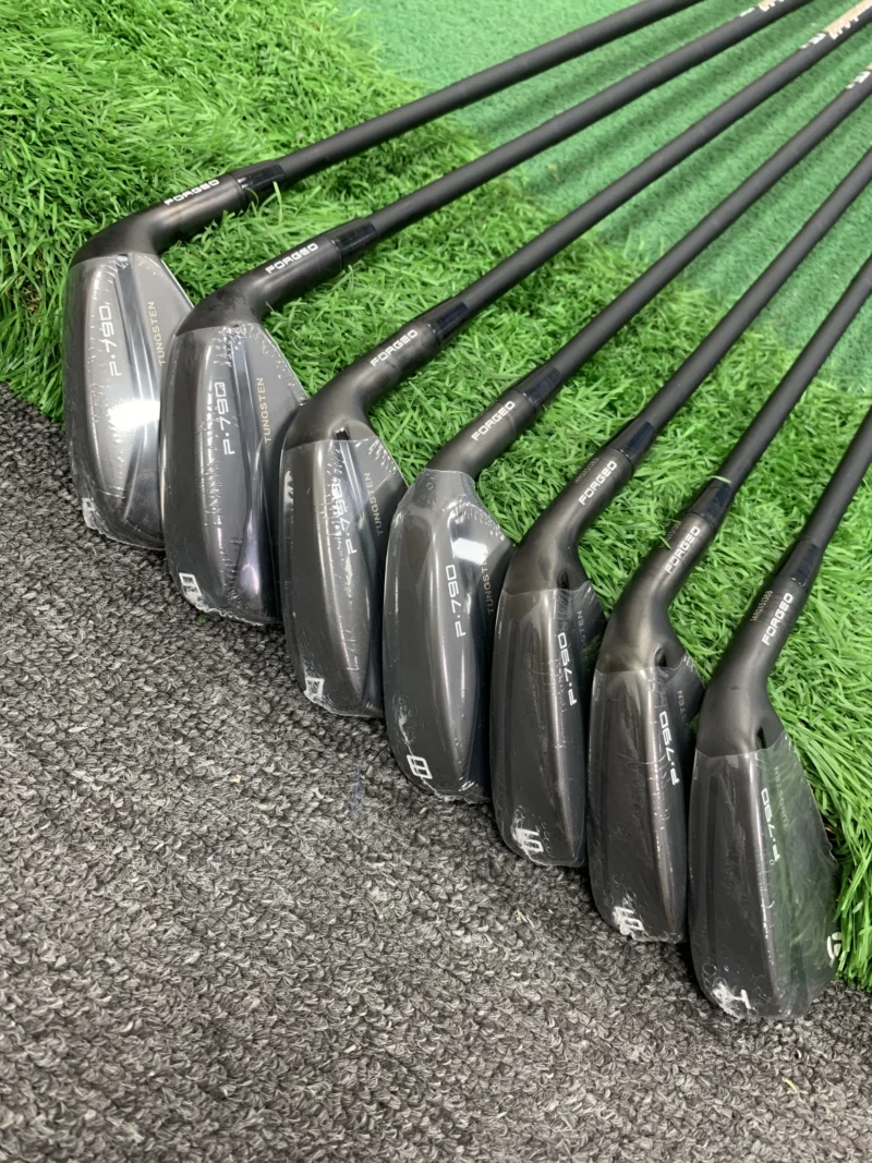 TAYLORMADE P790 IRON 4-PW BLACK 2021 - Image 3