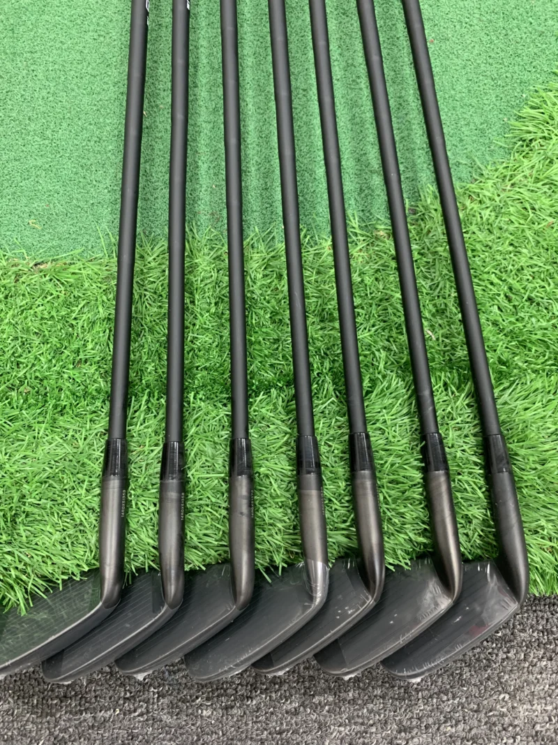 TAYLORMADE P790 IRON 4-PW BLACK 2021 - Image 4